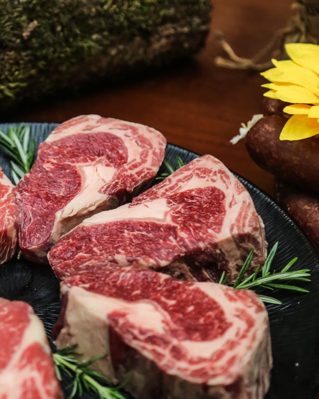 Featured image for “Friday Night Meat Raffles at Club Redhead – 50 Prizes Up for Grabs from 5:30pm!”