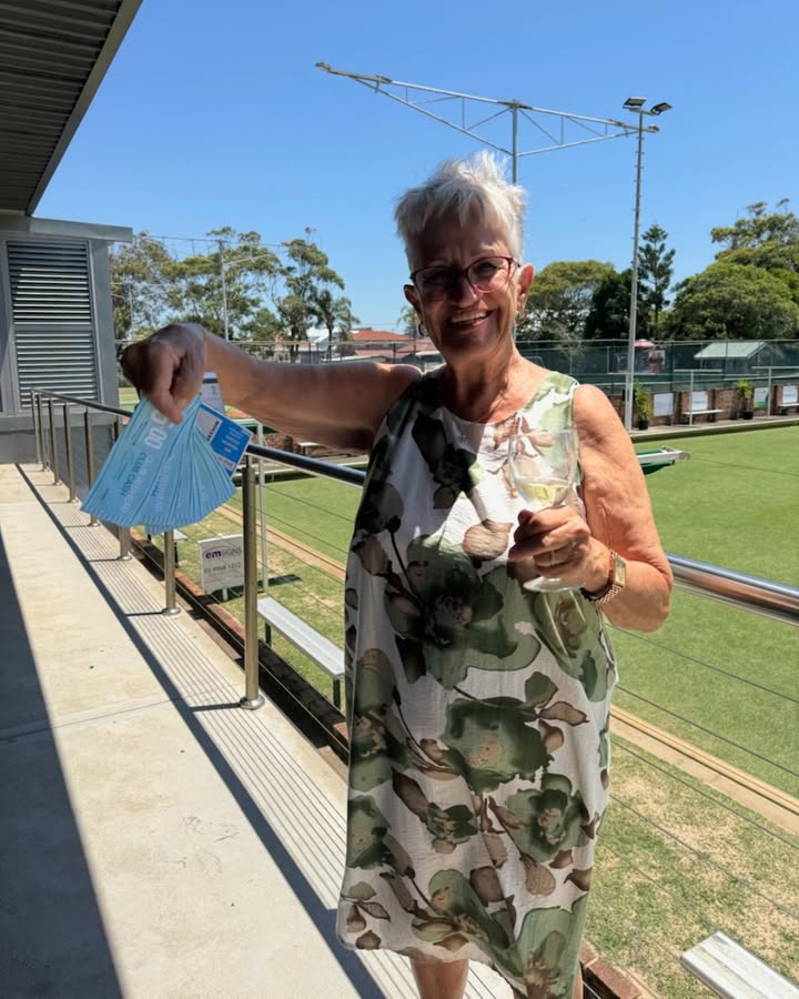 Featured image for “Heidi Wins Sunday Lunch at Club Redhead”