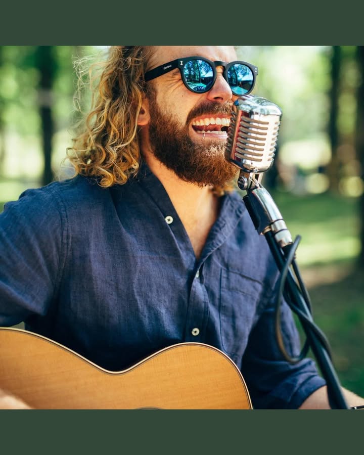 Featured image for “Dane Fitzsimmons Live at Club Redhead”